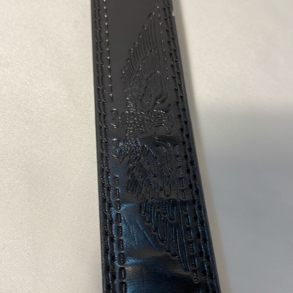 AMERICAN EAGLE BELT size S with eagles etched on belt. - Picture 4 of 7